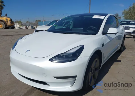 2023 Tesla Model 3 Rear-Wheel Drive z USA, uszkodzony, nr VIN 5YJ3E1EA8PF422714